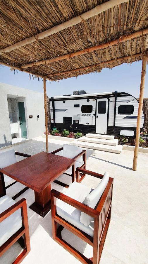 אג'מן Caravana Beach Resort Al Zorah מראה חיצוני תמונה