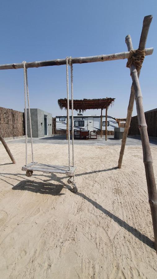 אג'מן Caravana Beach Resort Al Zorah מראה חיצוני תמונה