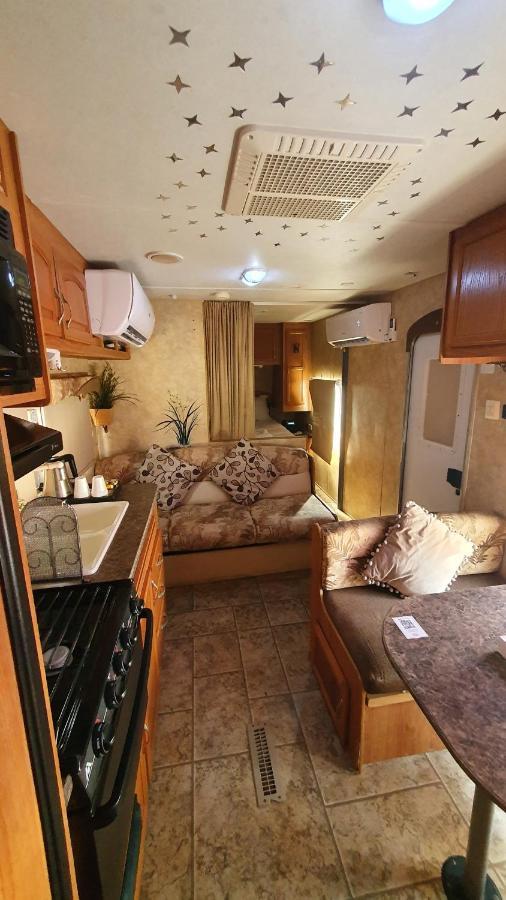 אג'מן Caravana Beach Resort Al Zorah מראה חיצוני תמונה